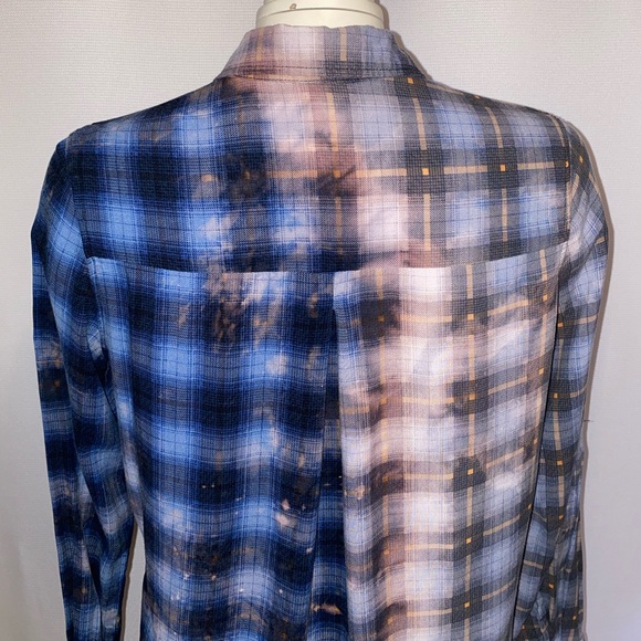 *CUSTOM DYED HALF/HALF DESIGN BUTTON DOWN - Picture 8 of 8